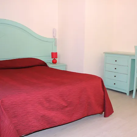 Arcu Di Sole Hotell 2*