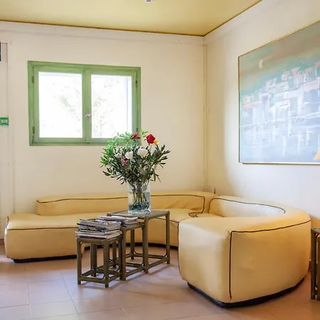 Arcu Di Sole Hotel 2*