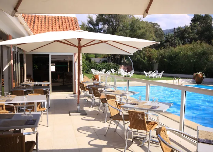 Hotel Arcu Di Sole 2*