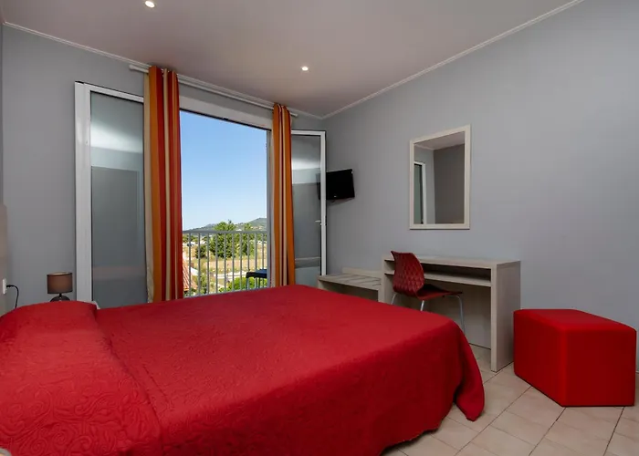Arcu Di Sole 2* Propriano (Corsica)